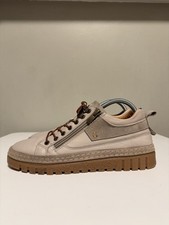 Zapatilla deportiva Spring Step Lauria gris claro cuero premium y gamuza para mujer EE. UU. 9 UE 40