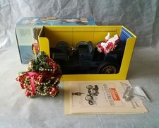 Ultra-rare Schuco Christmas version Oldtimer Mercedes