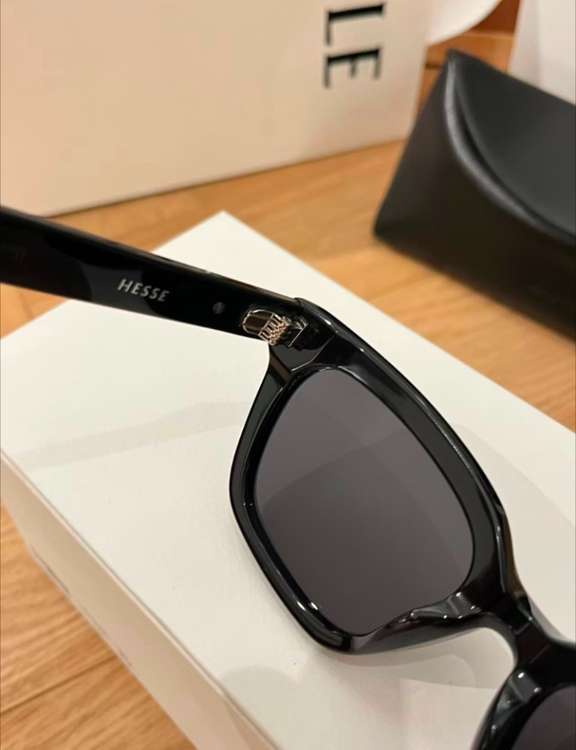 Gentle Monster Hesse 01 Sunglasses Black With Case New | eBay