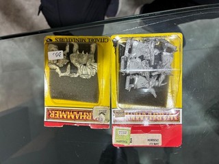 citadel miniatures Warhammer 2 blister and empty box