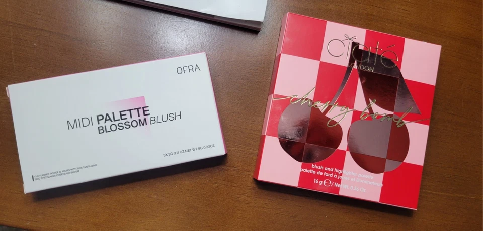 OFRA Midi Pallatte Blush And Ciate London Cherry Bomb Pallatte Combo - Image 3 of 4