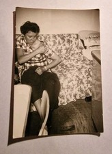 17900 a. Foto d'epoca donna femme sexy con spalla scoperta aa '50 italia 10,5x7