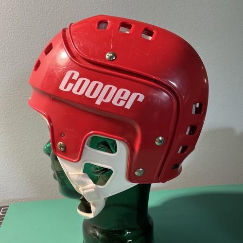 Vintage Cooper SK600 Red White Hockey Helmet w/ Chin Strap Curling Size Large L