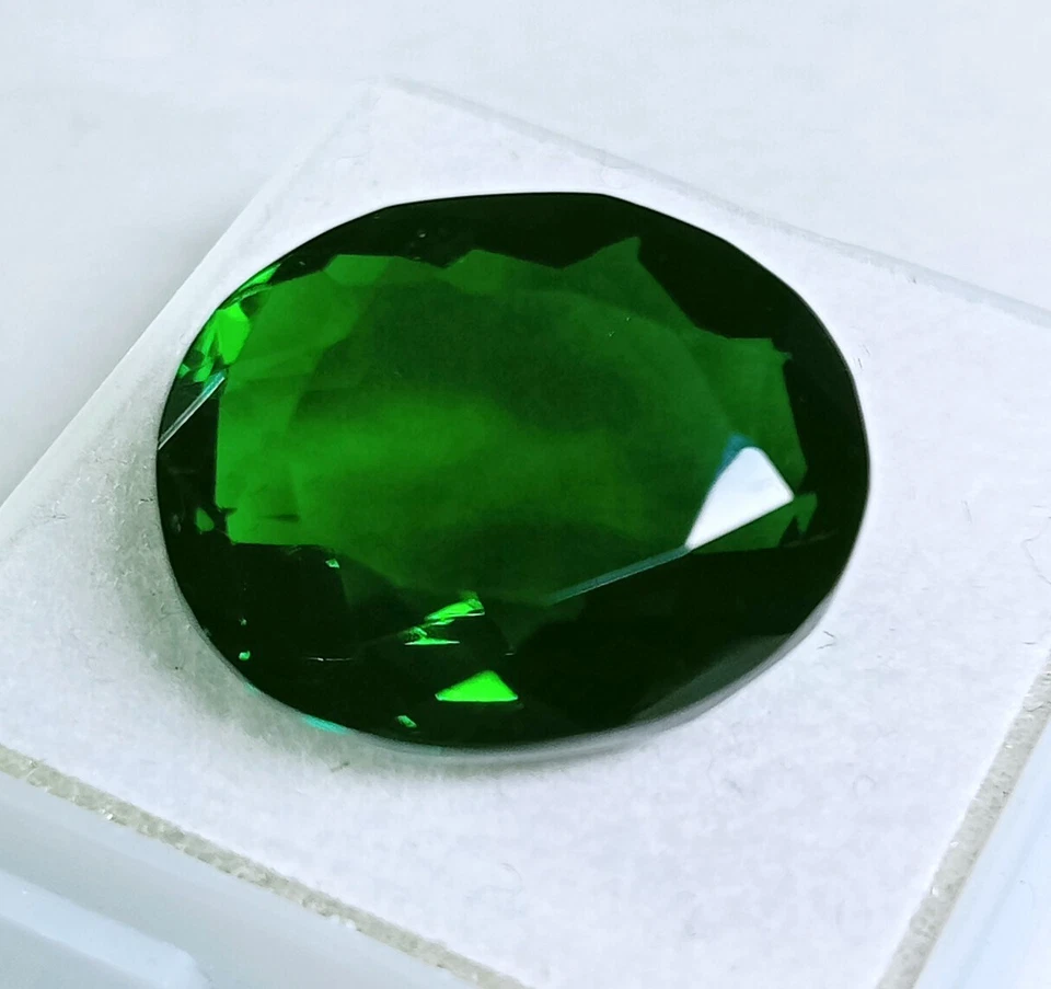 Excelente turmalina de 14,25 quilates excelente color verde forma ovalada piedras preciosas sueltas AAA Foto 2 de 4