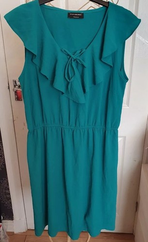 C&A Green Summer Dress Size 14 Sleeveless Knee Length Lightweight