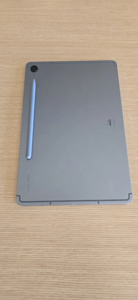 Samsung Galaxy Tab S9 FE SM-X518U 128 GB, Wi-Fi + 5G, 10.9, Gray, With Tiktok - Image 3 of 3
