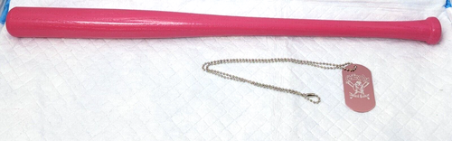 Mazza da baseball Striking Out Breast Cancer Louisville Slugger Mini 18" in legno rosa - Foto 6 di 7