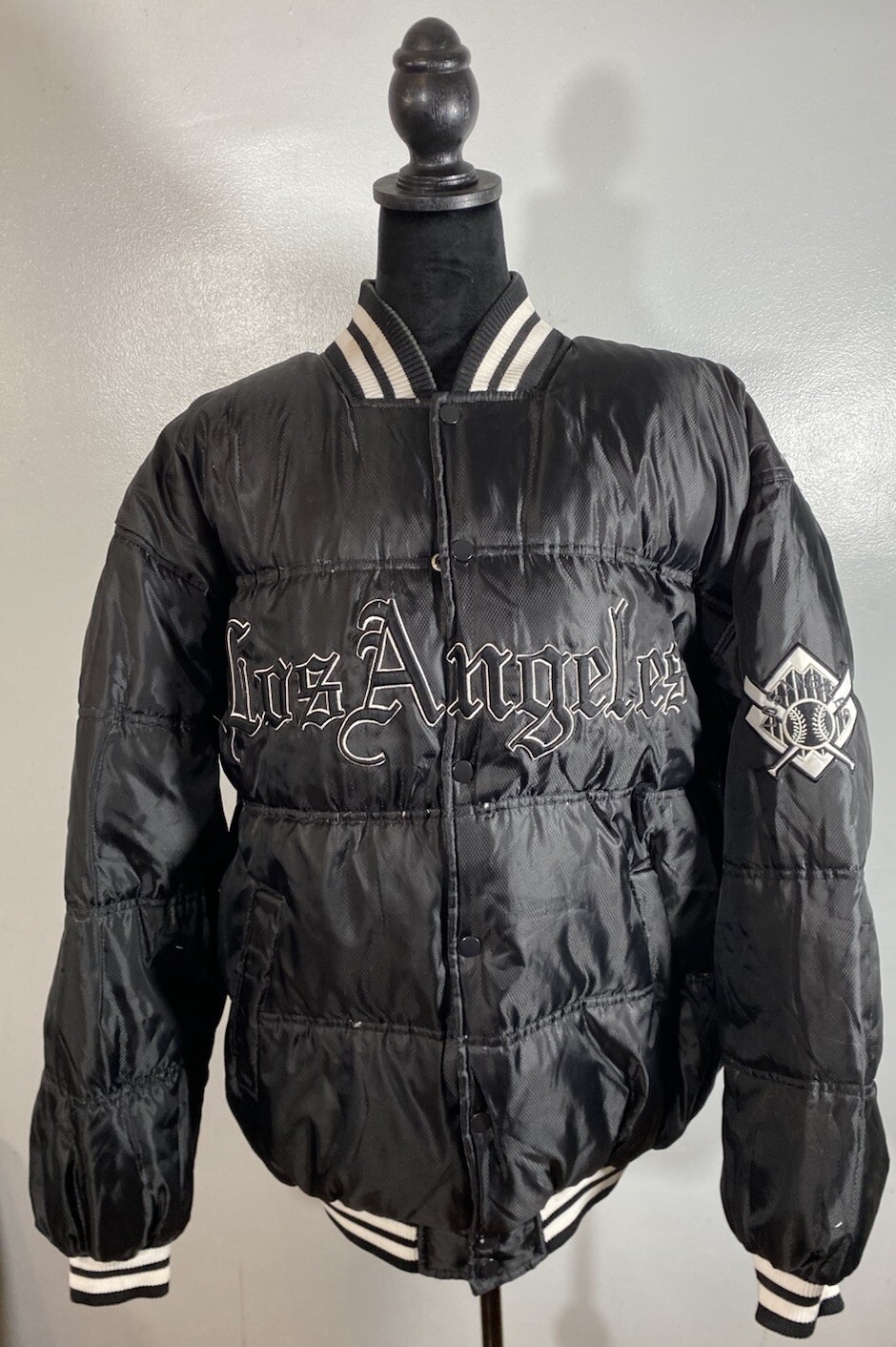Rare VTG REVERSIBLE  DOWN Black & Gray Varsity Jacket Los Angeles Size L