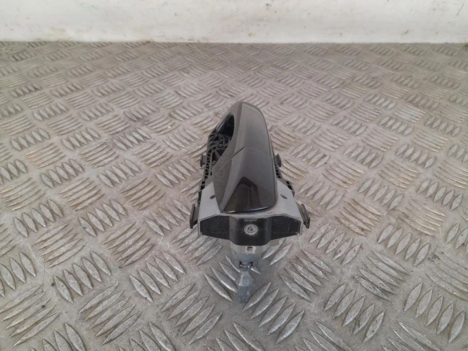 Manija de puerta exterior derecha conductor Volkswagen Golf 2008-2015 5N0837885G Foto 2 de 4