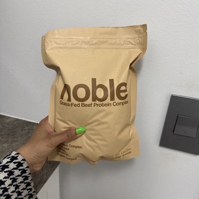 Noble Dulce De leche Protein Powder. Open Bag. 28 Servings. Exp: 12/2027