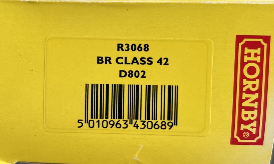 Hornby OO Gauge R3068 BR D802 Class 42 Diesel Loco - Green - DCC Ready - NEW - Image 2 of 4