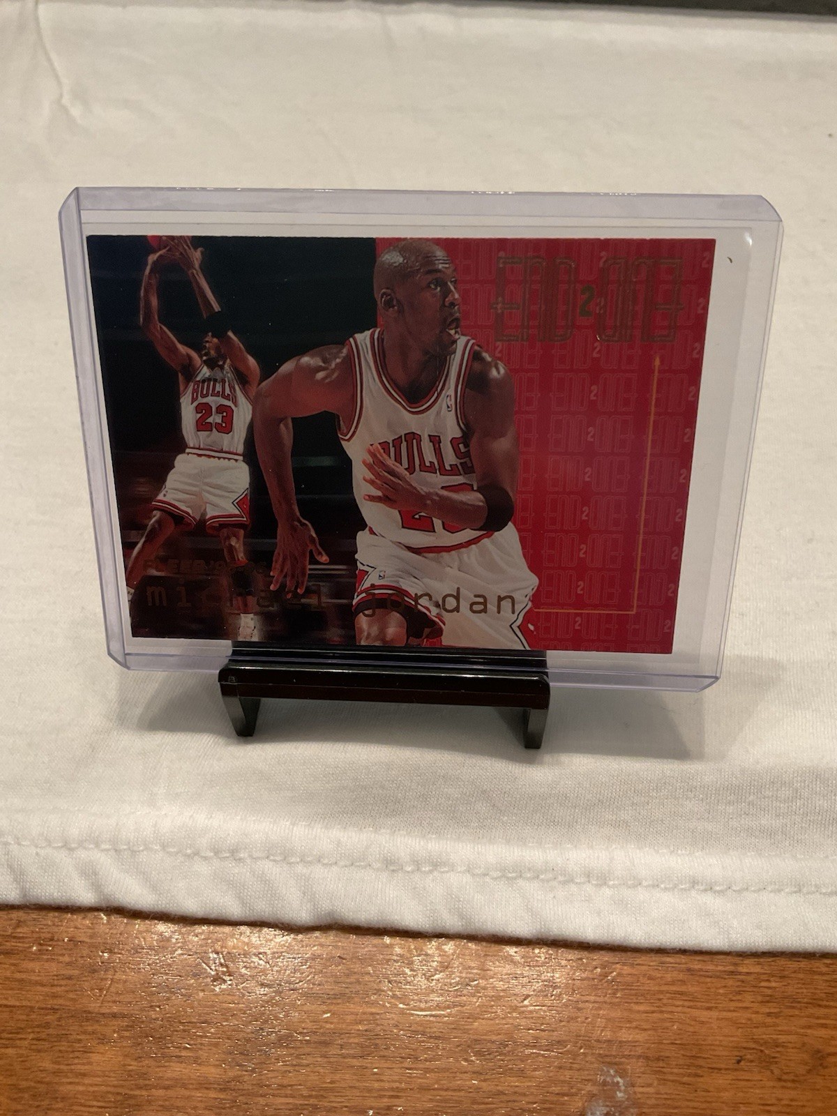 1995-96 Fleer End 2 End Michael Jordan #9 Bulls HOF