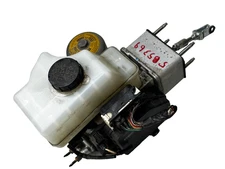 2017 Nissan Armada Power Brake Booster Master Cylinder Abs Pump OEM !