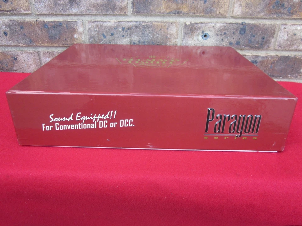 Broadway Limited Paragon Locomotive #85 AT&SF 2-10-4 PTD & LETTERED #3829 HO NEW - Image 3 of 4