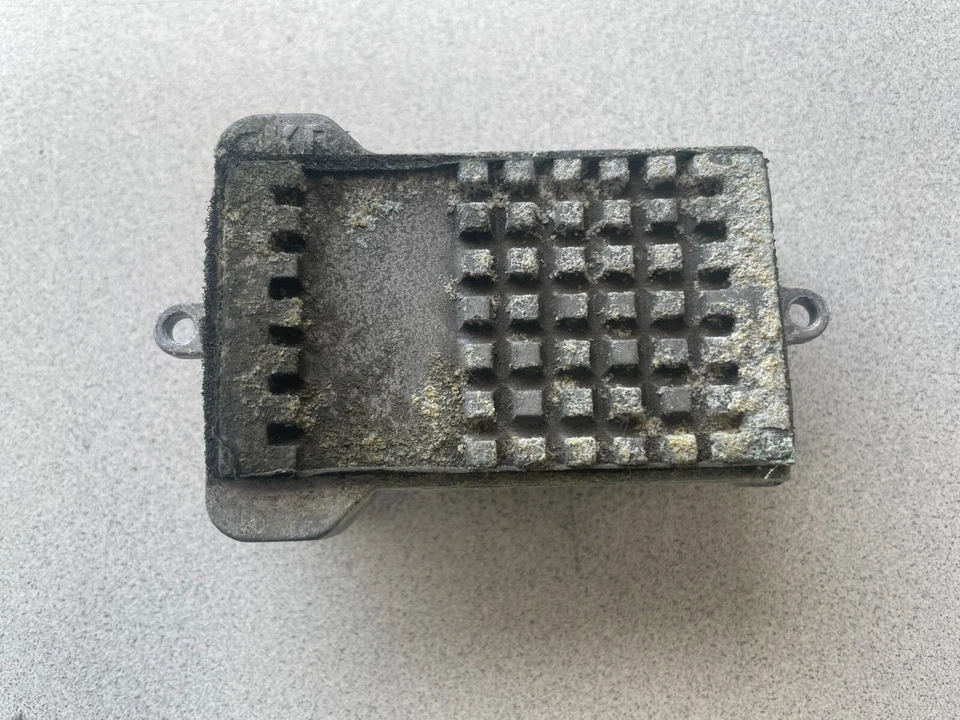 1998-2003 MERCEDES-BENZ ML320 ~ FRONT HEATER BLOWER REGULATOR ~ A1638200597 - Image 2 of 3