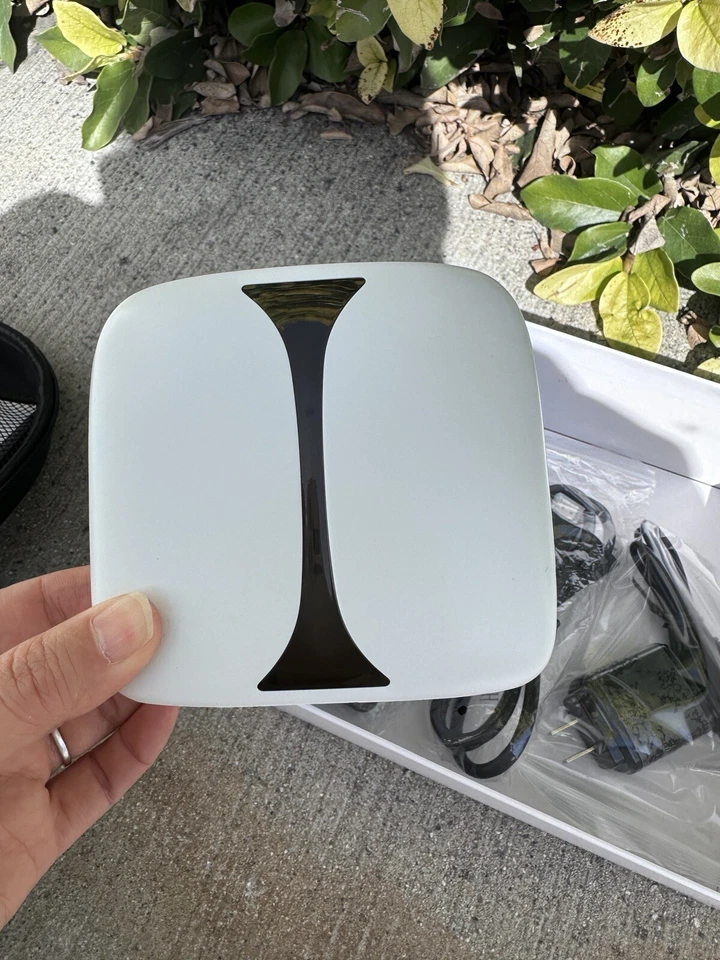 VANKYO Burger 101 Wireless Pico Projector, Rechargeable Mini DLP Projector - Image 4 of 4