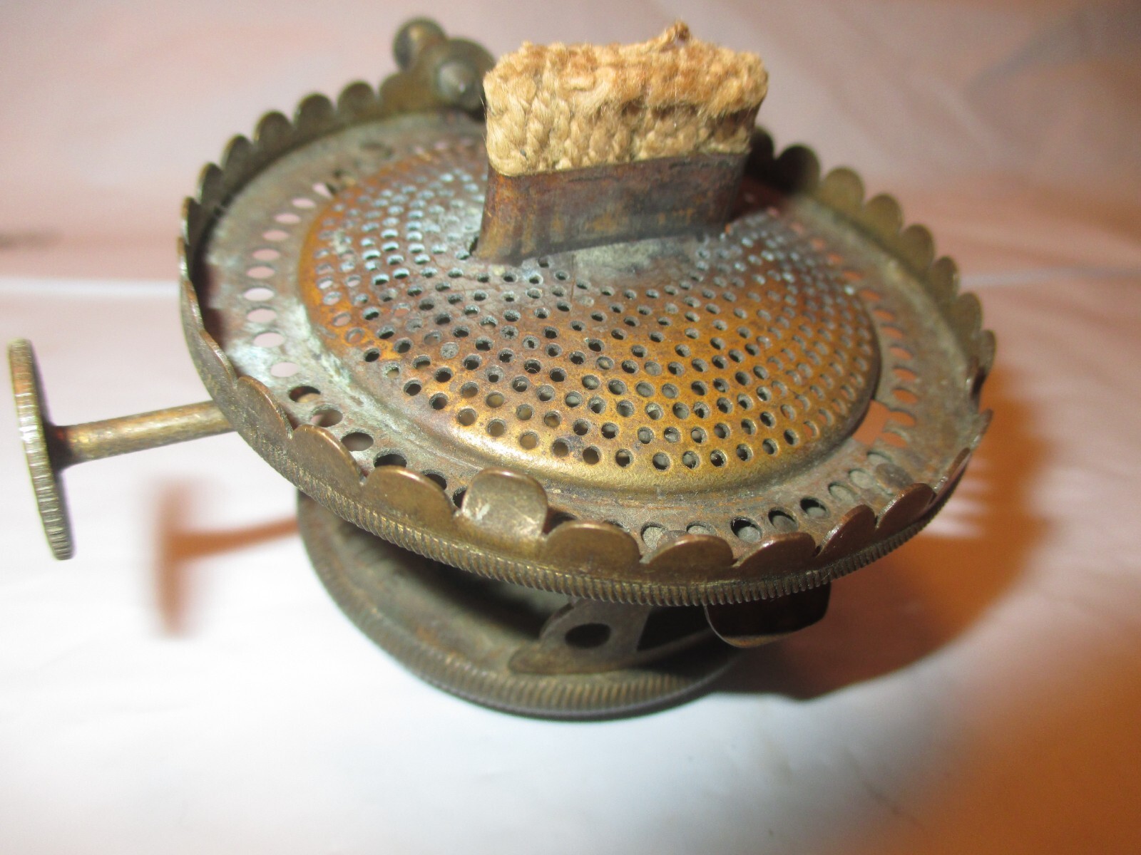 ANTIQUE~~PLUME & ATWOOD UNIQUE OIL LAMP BURNER-image