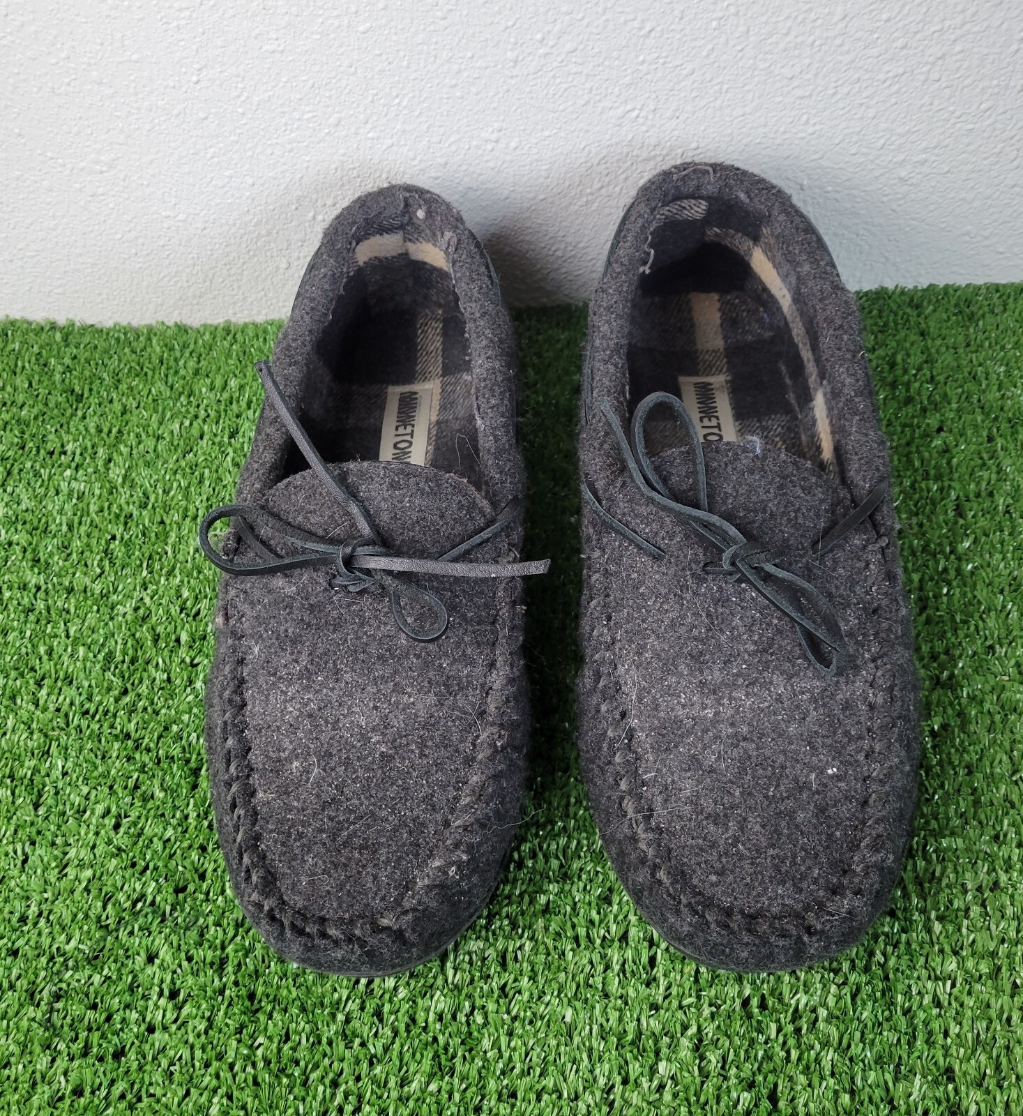 SAOLA Pantofole Minnetonka grigio foderato in flanella suola rigida scarpe da uomo taglia 11 M