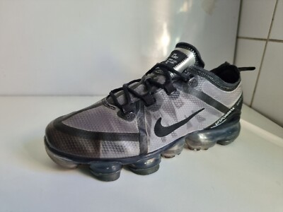 girls black vapormax