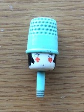 Vintage 1940s/1950s Miniature Doll's Head Sewing Kit. Thimble & Thread. Tiny 3cm