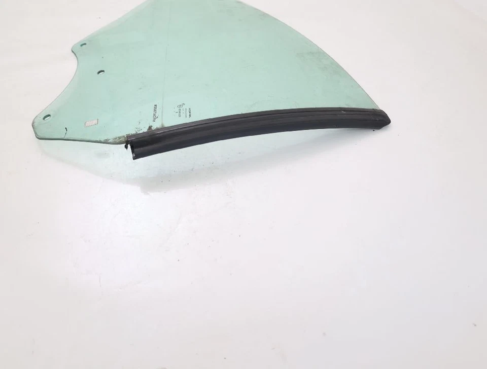 Disco trasero derecho Chrysler SEBRING CABRIO JS 05008978AD 06-2008 Foto 3 de 4