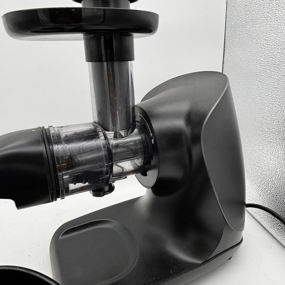 Ninja Cold Press Juicer Pro JC100 – 150W Masticating Juicer w Accessories/Manual - Image 4 of 4