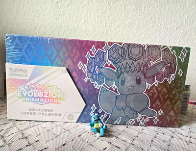 Pokémon Prismatic Evolutions SPCollection ITA OVP Folie/Box leicht beschädigt