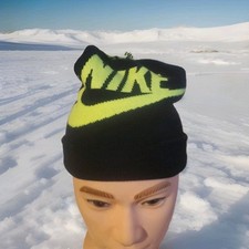 Boys Youth Nike 2 Piece Beanie and Gloves Set