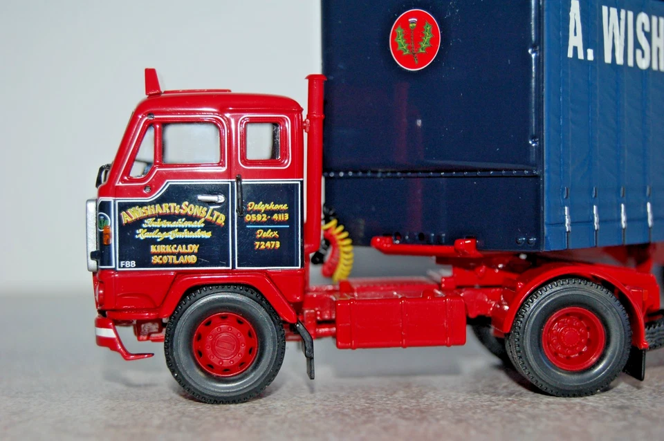 CORGI CC13109 VOLVO F88 TAUTLINER ANDREW WISHART LIMITED EDITION - Image 4 of 4