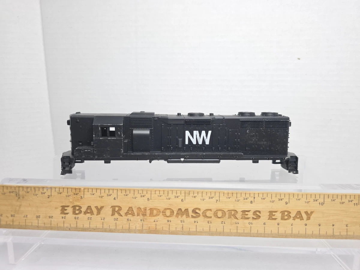 Con-Cor HO Diesel Locomotive Model Railroad Locomotives for sale