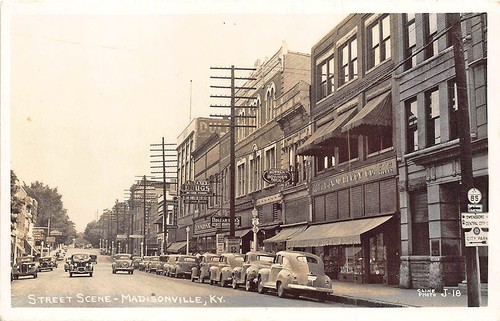 Madisonville Ky Calle Tienda Frontales Viejo Cars 1949 Real Foto RPPC Postal - 第 1/2 張圖片