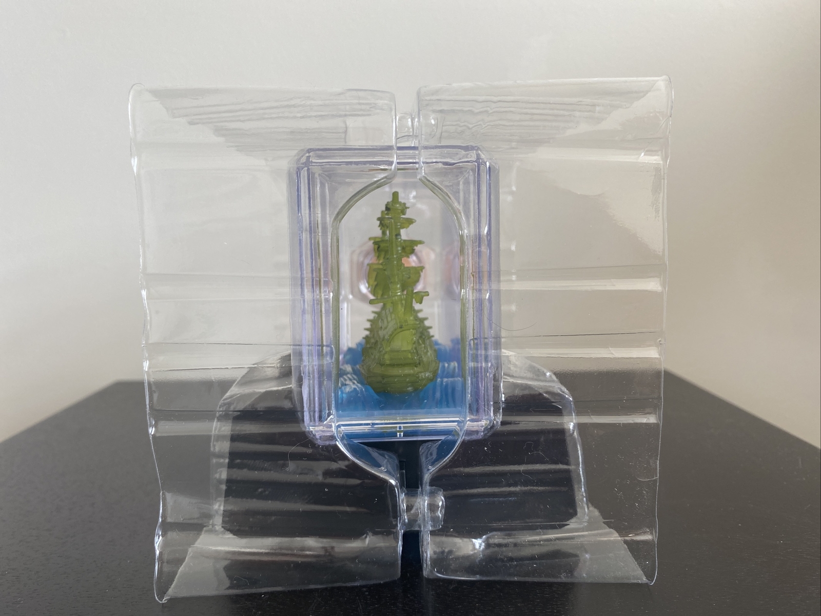 Sea of Thieves Loot Crate Glow in the Dark Ship in a Bottle Collectible