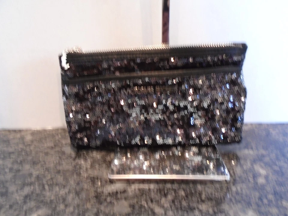 Victoria's Secret Evening Bag Purse Black Silver Sequin Zipper Clutch Classy - Image 2 of 4