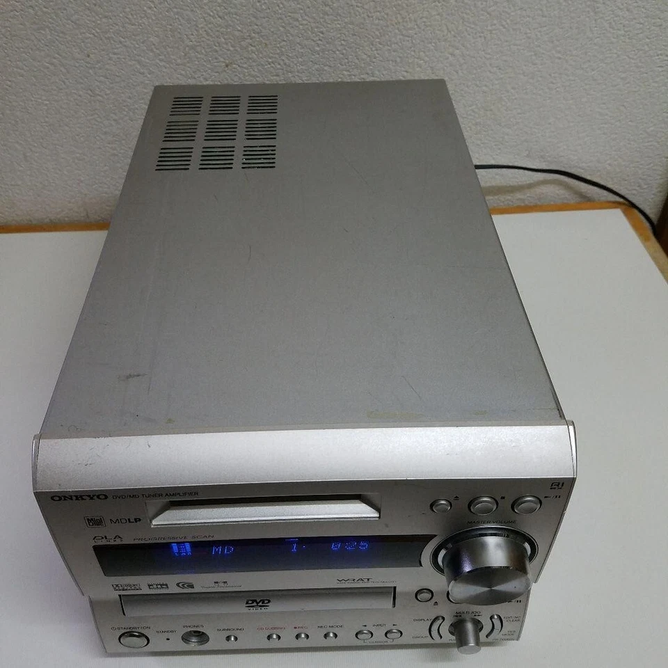 ONKYO FR-7GX CD MD Mini Stereo Component System - Image 2 of 4