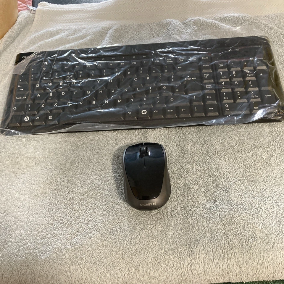 Seenda Wireless Bluetooth Keyboard and Mouse Set Rechargeable For MacBook,iPad - Image 3 of 4