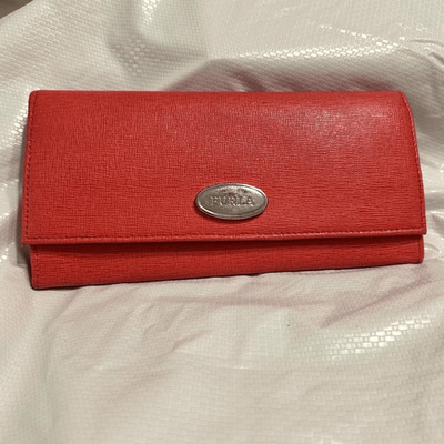 Furla Mango Women's Saffiano Textured Leather envelope Wallet