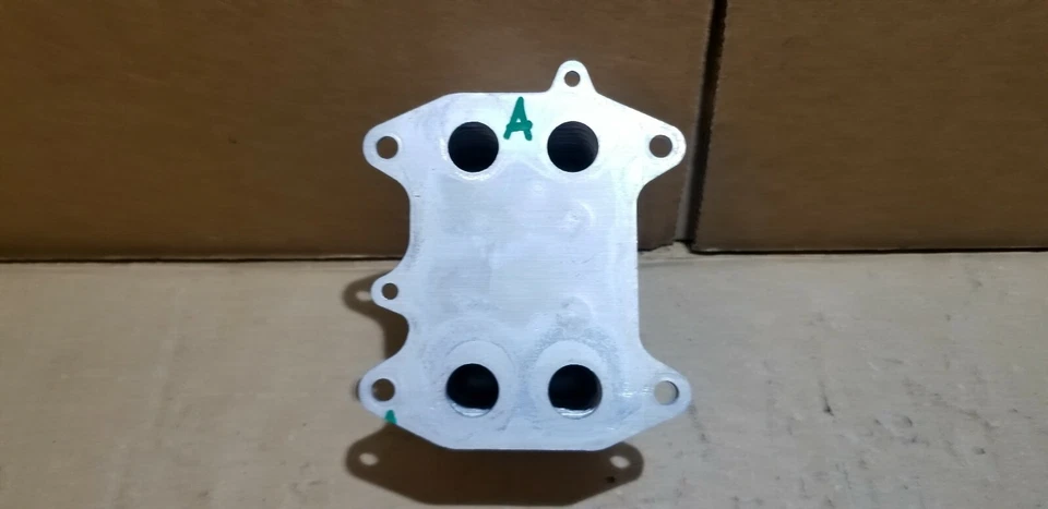 VW AUDI SEAT SKODA 1.6 2.0 TDI CFG CAYC OIL FILTER HOUSING OIL COOLER 03L117021C - Image 3 of 4