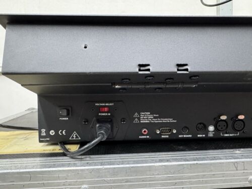 Elation Show Designer 3 - 3 DMX Universe Stage Lighting Controller Console - Picture 9 of 11