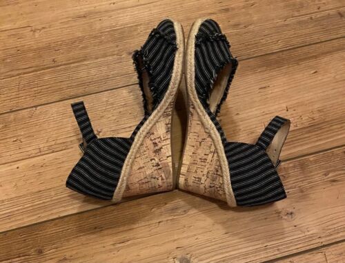 LIFE STRIDE Leena Wedge Black & White Stripe Sandals Cork Heel Women's Size 7W - Picture 4 of 7