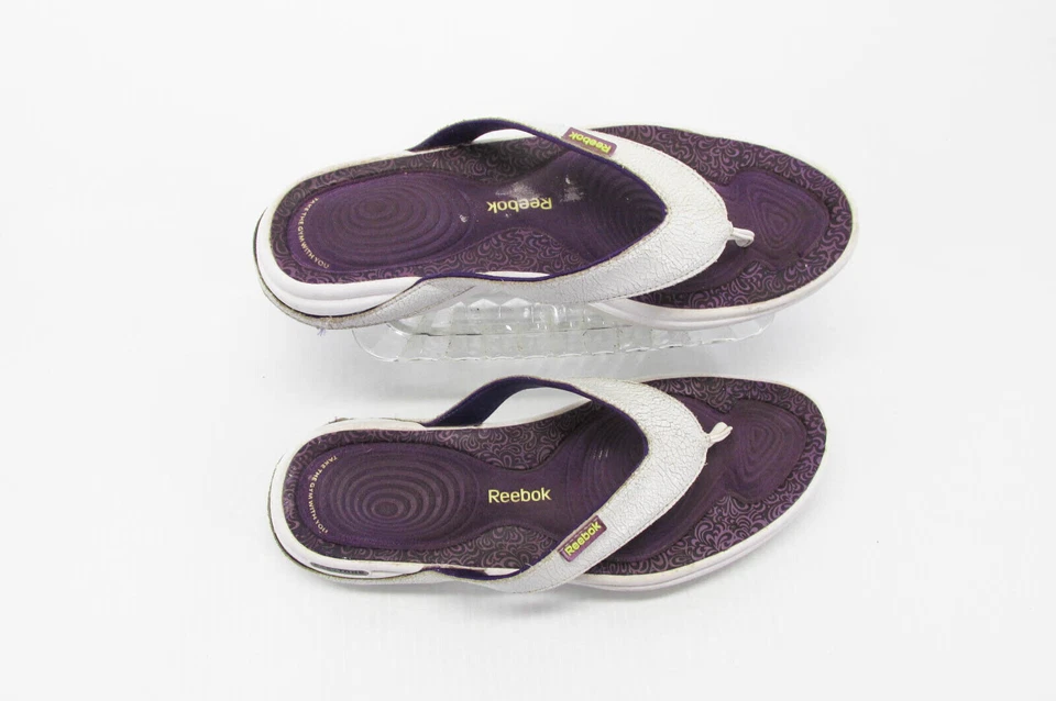 Reebok Mujer Sandalia Tono Fácil Talla 8M Blanco Abatible Tanga Tonificación Zapatos Usados muy buen estado Foto 2 de 4