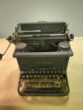 L C Smith Super Speed Typewriter, no case, black keys, for parts thumbnail