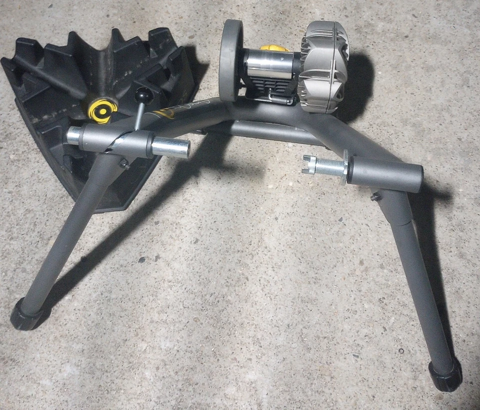 Cycleops Bike Bicycle Stationary Trainer with Front Wheel Riser - Image 2 of 2