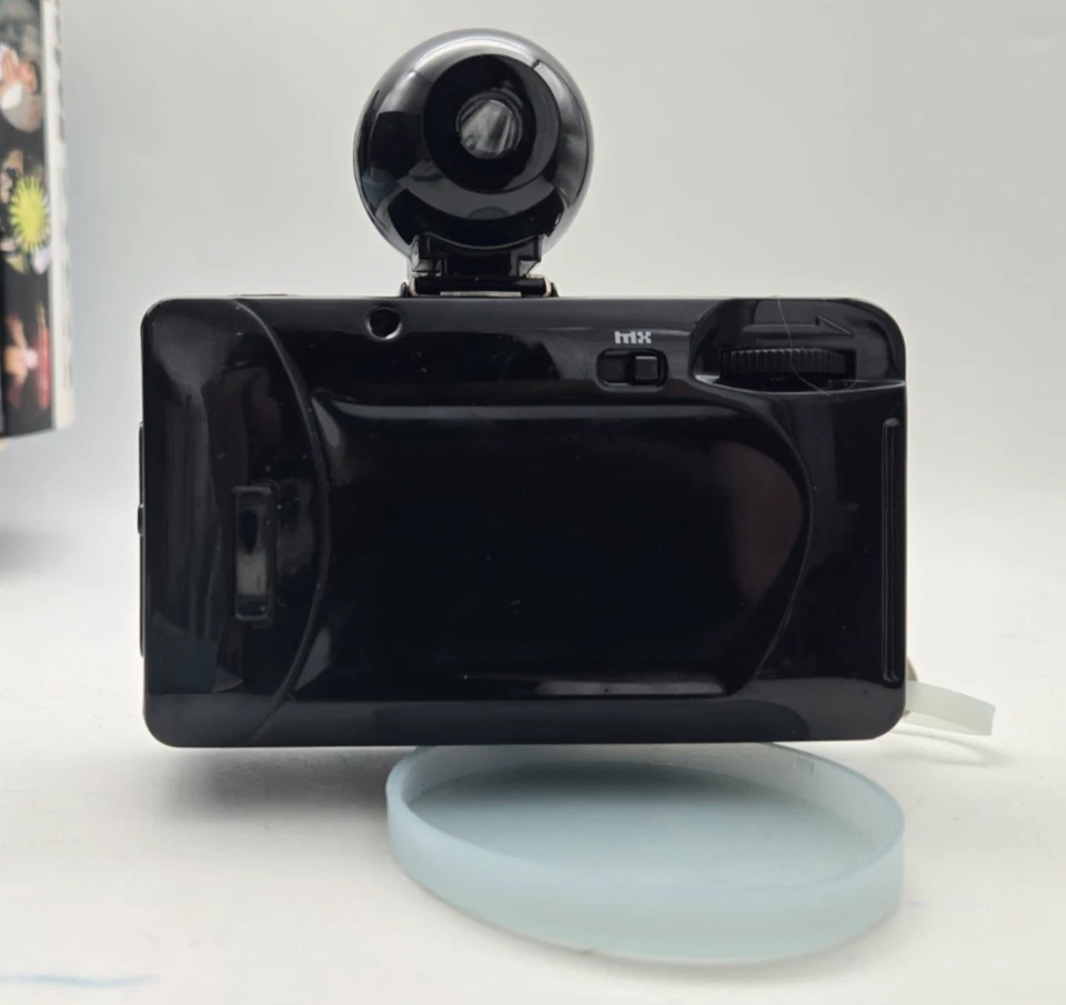 Lomography Fisheye No. 2 LOMO 35mm Compact Film Camera With Flash & Original Box - Image 4 of 4