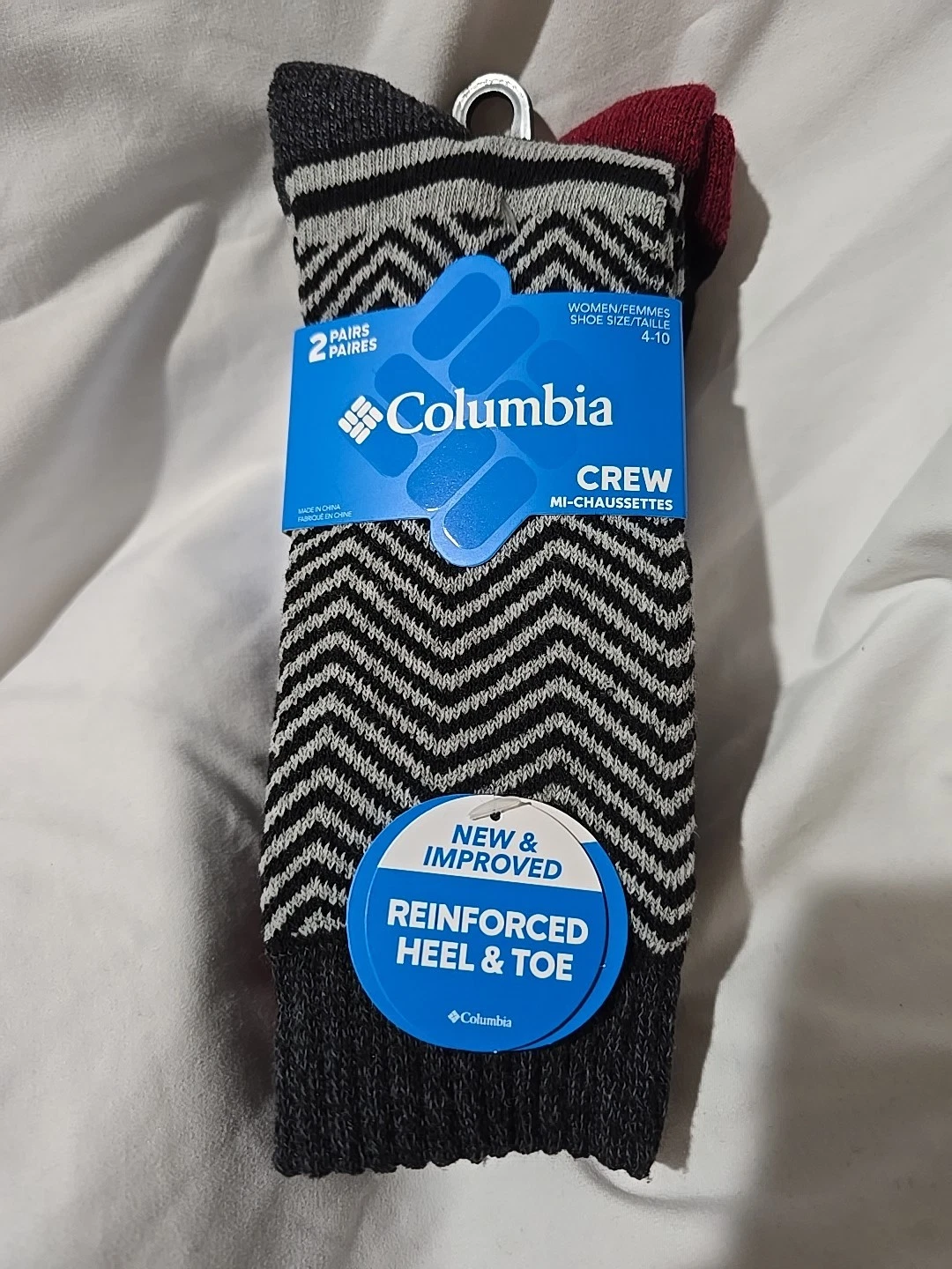 NWT Columbia 2 Pairs Gray Black Red Cushioned Reinforced Heel Toe Socks Women OS