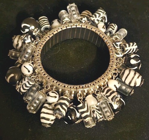 Vintage Silver Plated Bracelet With Black & White Lucite Dangles - Picture 2 of 2