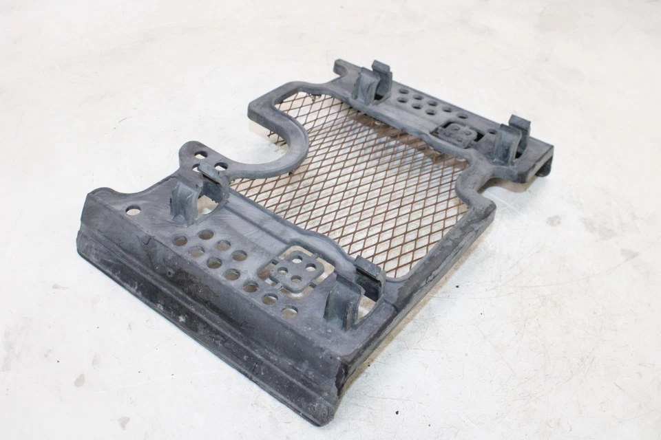 Suzuki Quadrunner 1990 4x4 LT4WD OEM PROTECTOR DE PARRILLA CUBIERTA CUBIERTA Foto 2 de 4