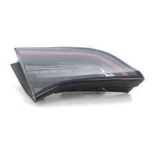 Linker Hinterer Kofferraumleuchte - TESLA MODEL 3 PH.1 - 1077403-00-C - G1-0231K