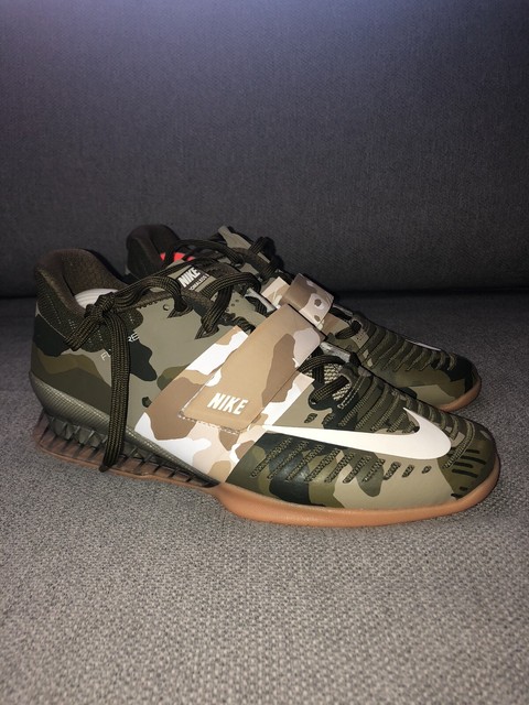 Custom Hand Painted Nike Romaleos 2 - from bstreetshoes.com