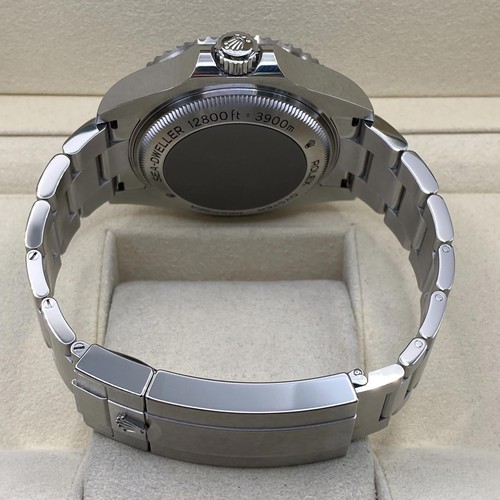 Montre automatique Rolex Sea-Dweller Deepsea 126660 James Cameron B&P 2022 - Photo 6 sur 7