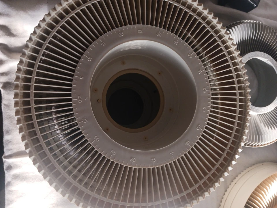 9 bandejas de carruseles deslizables vintage Sawyer’s Rototray 2x2 100 diapositivas con cajas originales Foto 4 de 4